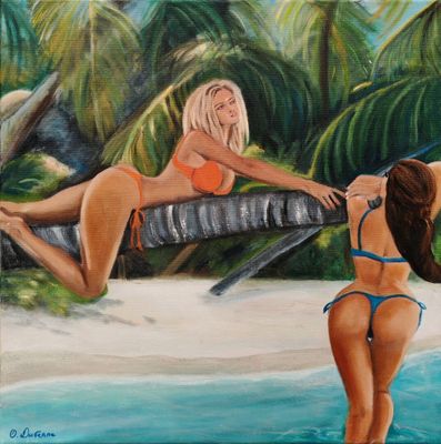 tableau représentant deux femmes en bikini assises sur un palmier sur la plage