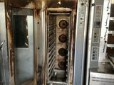 an image of a kitchen with a bunch of ovens in it