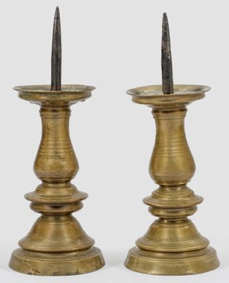 Paar Nürnberger Balusterleuchter Messing. Pied plus haut, pl…