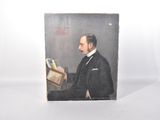 un vieux tableau représentant un homme en costume tenant un livre