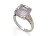 une bague en améthorate et diamants, par van cleef