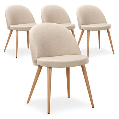 quatre chaises beiges aux pieds en bois sur fond blanc