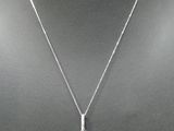 gros plan d'un collier sur un mannequin mannequin mannequin mannequin mannequin mannequin mannequin mannequin mannequin