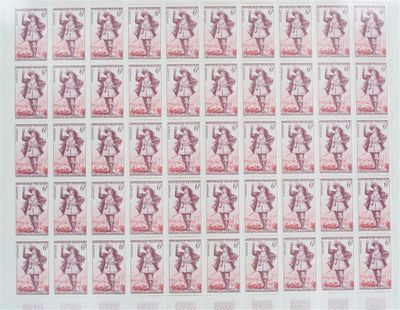 une feuille de timbres représentant des femmes