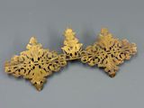 paire de broches anciennes en forme de feuille, en laiton