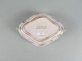 an image of a porcelain box with a floral decoration