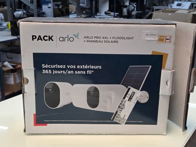 emballage d'un kit destiné à un système de sécurité domestique à énergie solaire