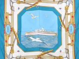 une photo d'une écharpe sur laquelle est représenté un bateau