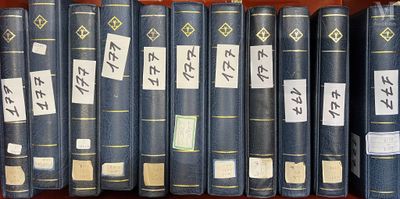 many books that are on a book shelf together