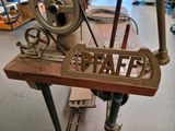 a picture of a machine that is sitting on a table