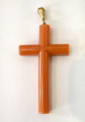 Croix en bakélite, H. 8cm
