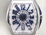 un gros plan d'une montre-bracelet au cadran bleu et blanc