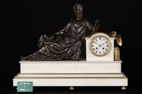Horloge de cheminée ornée d'une sculpture en bronze représen… (photo 2)