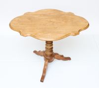 Table en bois naturel à plateau basculant mouvementé, piètem… (photo 3)