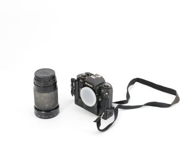 NIKON FG - Appareil photo FG monté d'un objectif ROKINON Aut…