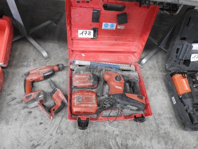 many tools that are sitting in a red case