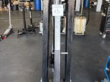 a machine that is sitting in the middle of a room
