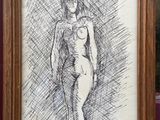 un dessin à l'encre représentant une femme debout devant un mur violet