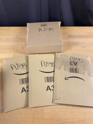 Lot de 4 colis Mystère (Retour Amazon,NPAI ,Adresse incomplè…