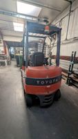 Chariot élévateur électrique TOYOTA modèle 7FBMF25 Hauteur d… (photo 3)