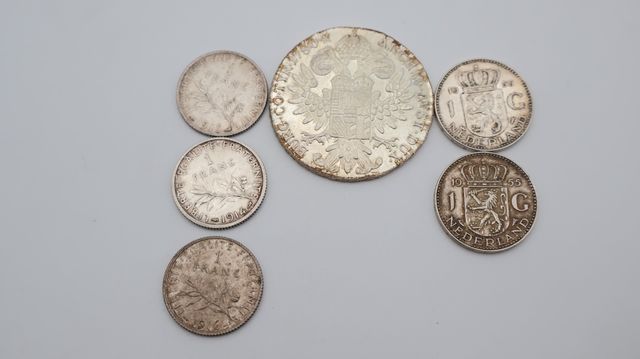 6 pièces de monnaie en argent :  M-Theresia DG, Autriche 1780 Ins...
