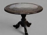 an image of a table with a mirror on it