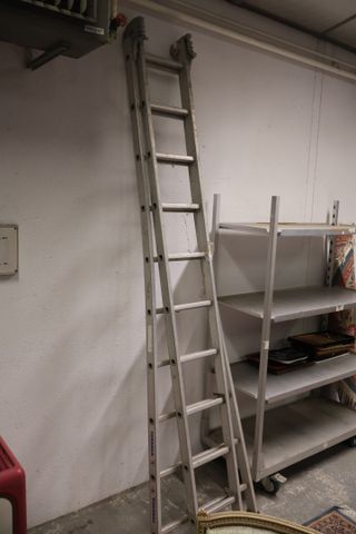 Échelle double alu. Visite à l'hôtel des ventes le mercredi 17 ju...