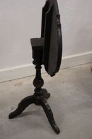 Petite table madame en bois noirci, plateau à décor laqué d'… (photo 4)