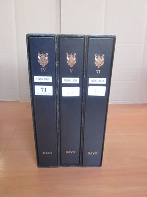 Trois albums DAVO avec étuis (bon état), TP de France neufs*… - Photo 1