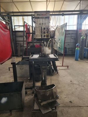 a picture of a machine shop with a lot of tools