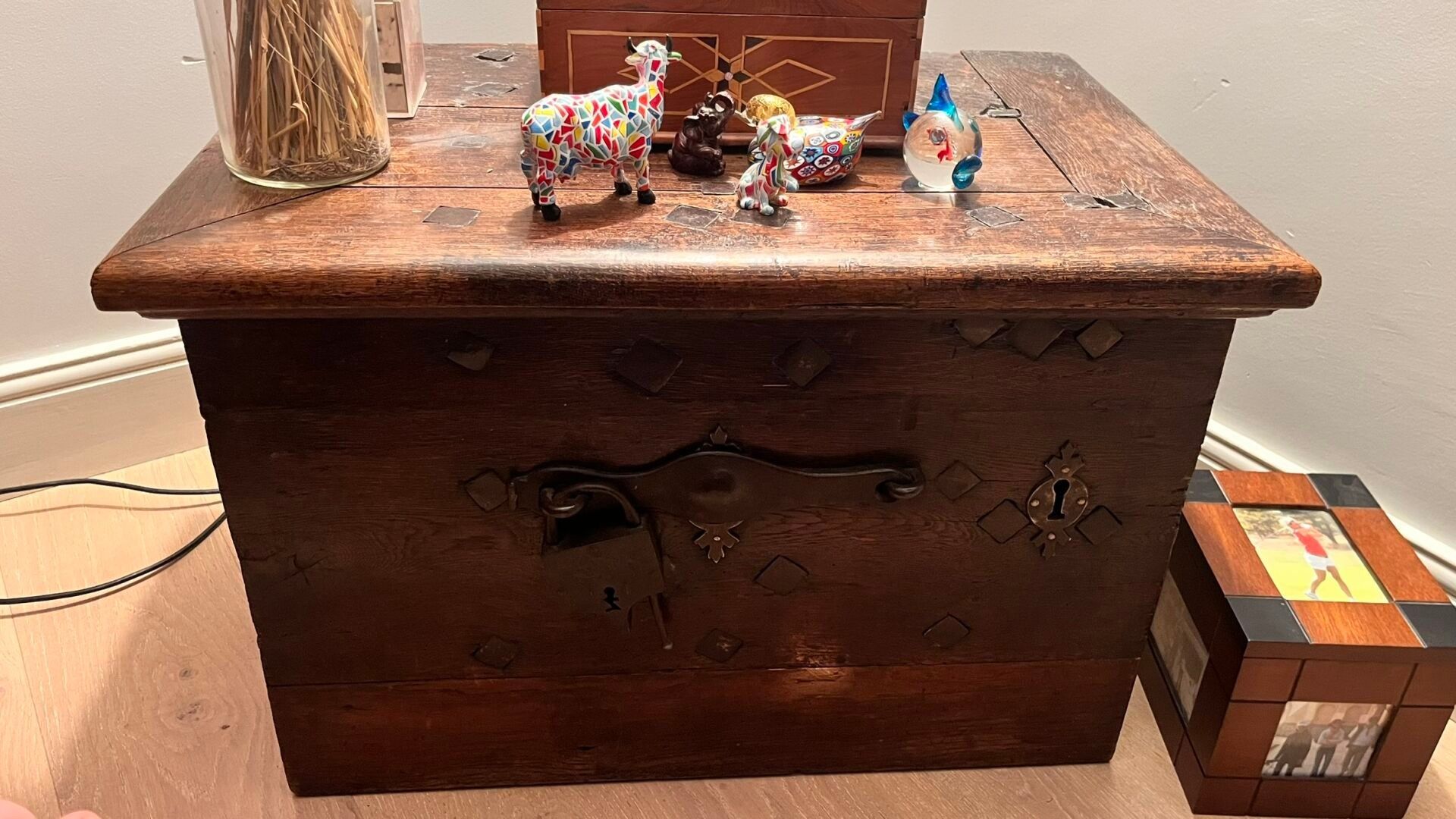 Objets d'art & Curiosités