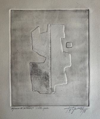 une image représentant un dessin d'une œuvre d'art accrochée au mur