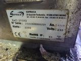 a label on the back of a machine that says sofraca