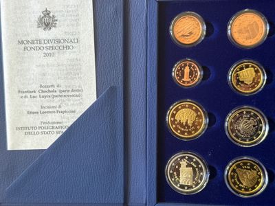 Coffret d'euro San Marino "Fleurs de coin", 2010