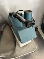 L45 - CASTELNAU D'ESTREFONDS - 2 Robot-Coupe, outils en part…