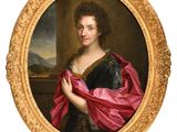 un tableau ovale représentant une femme vêtue d'une robe noire et rose