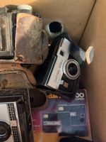 Lot d'appareils photo, caméras, paire de jumelles, et divers (photo 3)