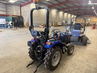 FARMTRAC 22 4X4, Heure de vente : 09:30 . (photo 3)