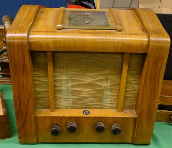 Poste radio ancien (en l’état)