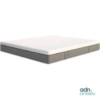 the mattress is made of foam and has no sheets on it