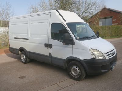 Ctte Iveco 35S12 AB633CN du 09/06/09 an2009, go 8cv, kilométrage illis - Photo 1