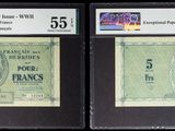Trois types différents de billets de banque sont représentés sur un fond noir.