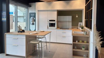 Lot à retirer à Ruaudin (72230) le jeudi de 10h00 à 19h00 - … - Photo 1