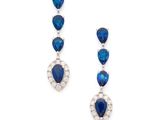 une paire de boucles d'oreilles en saphir et diamant