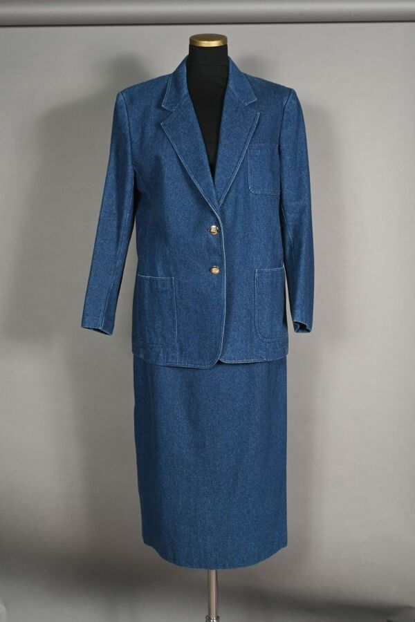 Objets d'art & Curiosités