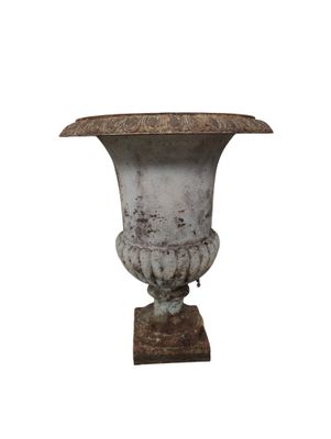 urne antique en fonte sur piédestal à vendre