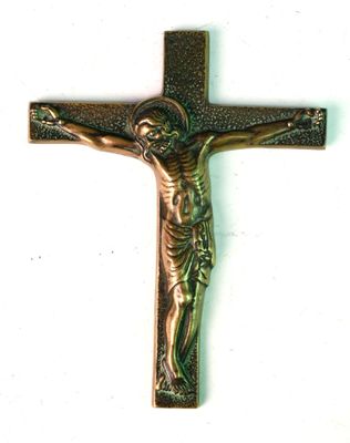 Jésus sur la croix, sur fond blanc, avec un fond blanc