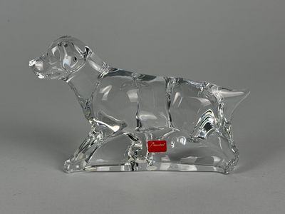 BACCARAT. "Labrador". Sujet en cristal.
