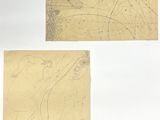 trois feuilles de papier sur lesquelles figurent des dessins, posées sur une surface blanche