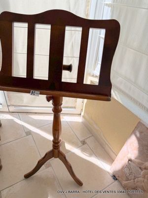 Lutrin - Travail contemporain